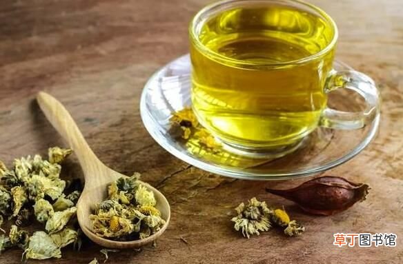 菊花茶变绿 泡好的菊花茶变绿了