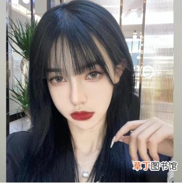 梨型脸型留什么发型