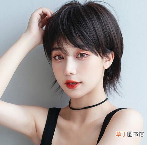 发量少要烫哪种卷发