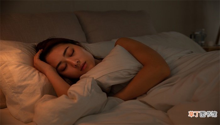 女人梦见乱七八糟的梦