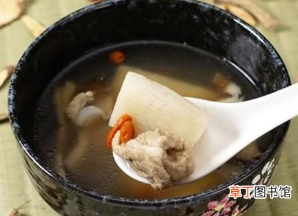 排骨汤怎么炖好吃 10种经典排骨汤的做法