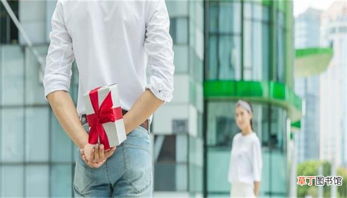 女人梦见舅舅是什么意思
