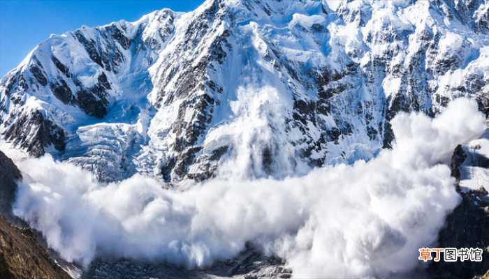梦见雪崩但我很安全