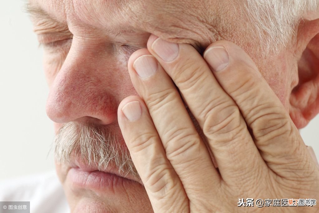 眼干眼涩怎么办 怎么缓解眼睛干涩？