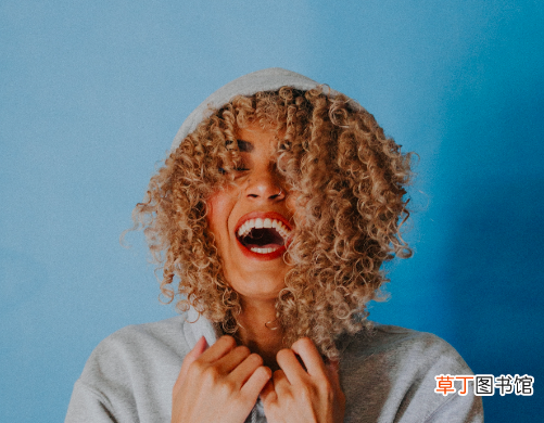 开心的英文是什么？ 开心只会说“Happy”？