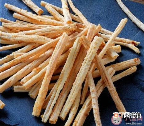 南沙参和北沙参怎么区分 北沙参和南沙参在功效上有什么不同