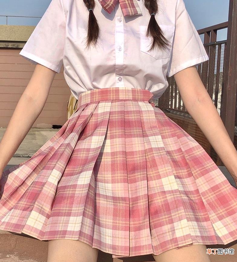 jk裙炸褶是什么样子
