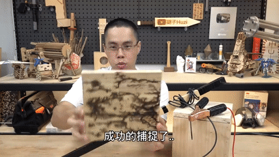 身上出现恐怖闪电疤痕 这可比哈利波特的酷多了 被雷劈后
