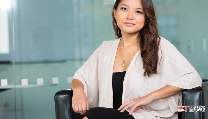 女人梦见福字