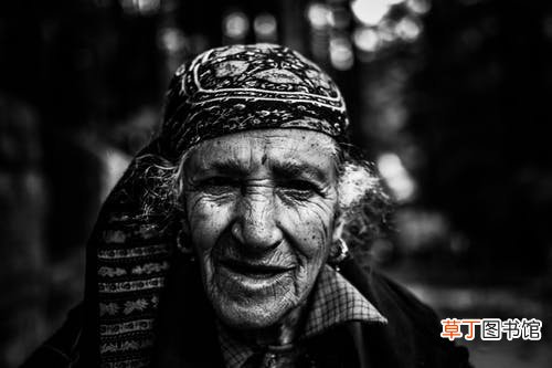 梦见死去的长辈又复活