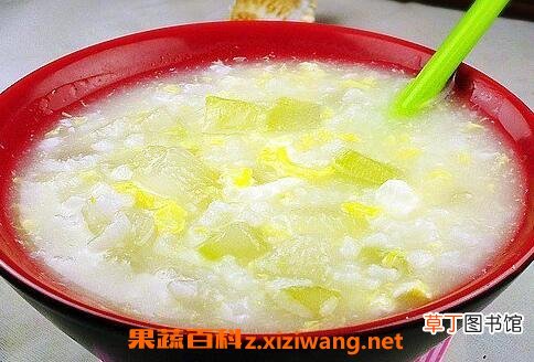 青菜蛋黄大米粥的营养价值与功效
