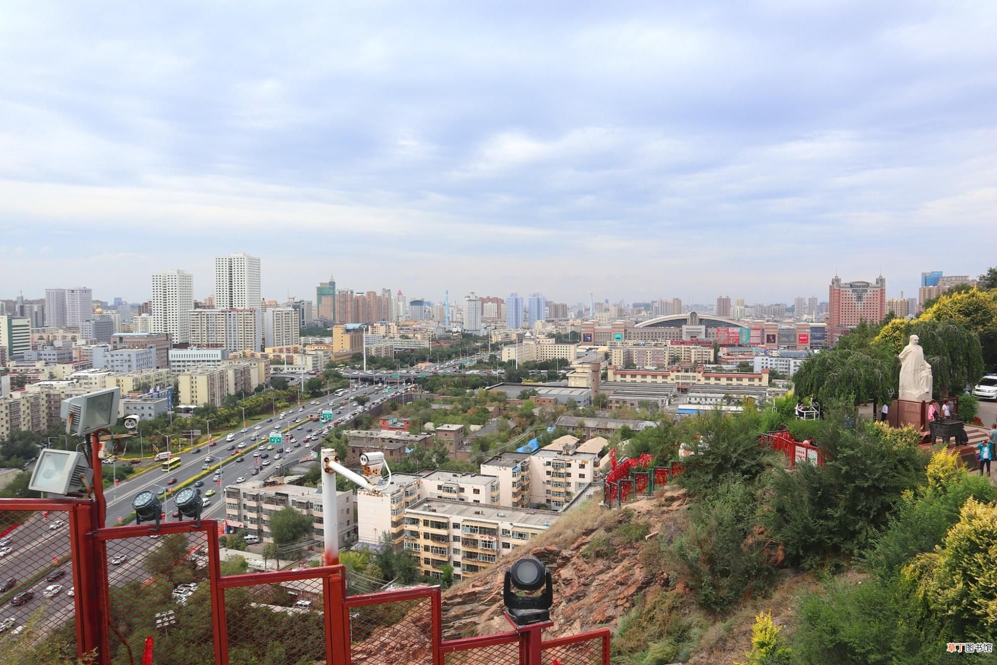 乌鲁木齐红山 乌鲁木齐红山在哪怎么样