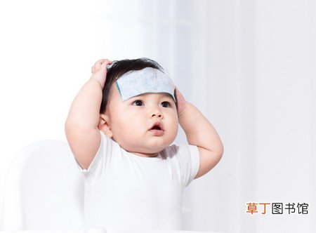 宝宝打疫苗后低烧怎么处理