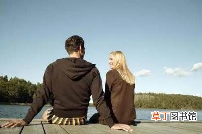 女友心里难过安慰的话,不能陪女友安慰的话