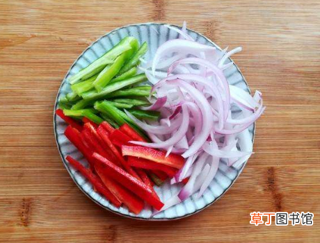 牛肉怎么炒才嫩 如何炒出嫩滑牛肉？