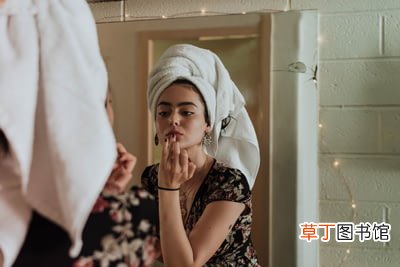 脸被晒黑了怎么快速美白回来