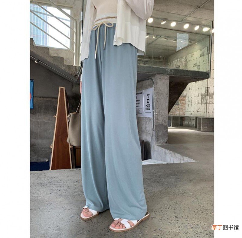 铜氨丝面料夏天穿热吗