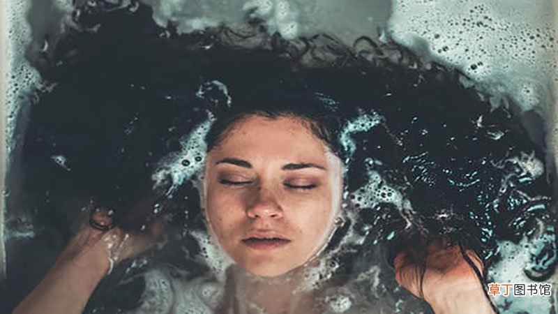 梦见给别人洗头