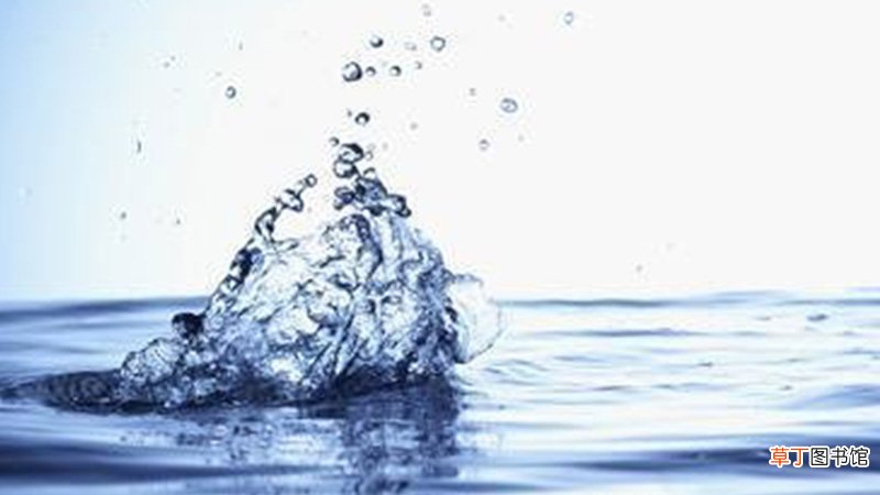 女人梦见水什么意思