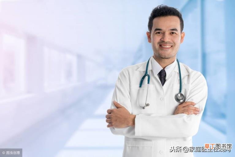 火烈鸟抬起一条腿 火烈鸟为什么单脚站立
