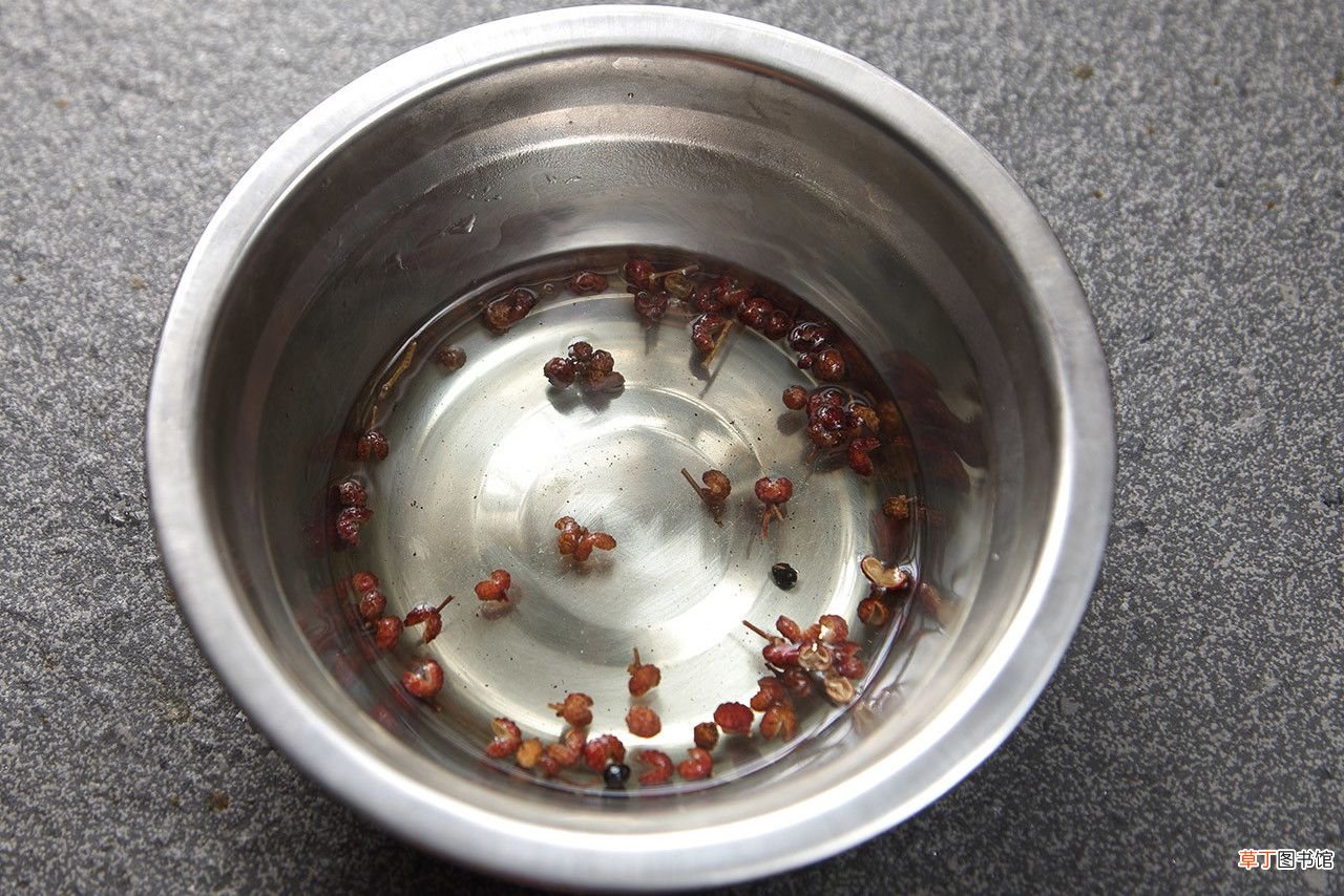 白菜猪肉饺子馅的做法 最专业的猪肉白菜馅调法