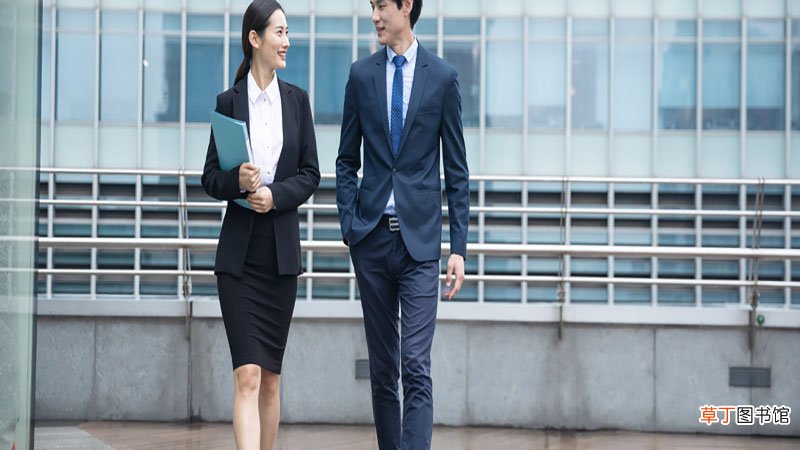 梦见以前的女同事