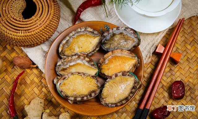 蒸鲍鱼冷水下锅还是热水 鲍鱼蒸多久才可以吃