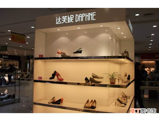 中国女鞋品牌!  中国十大女鞋品牌简介