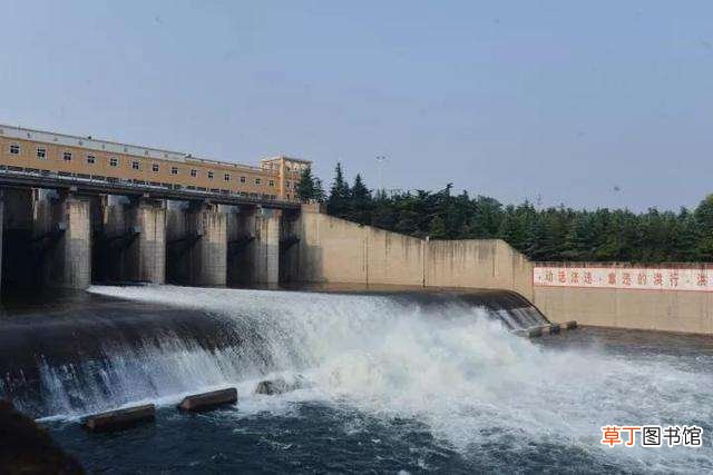 梦见水库放水什么意思