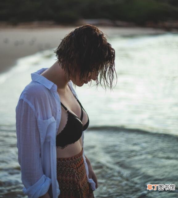 夏天短发怎么扎简单好看