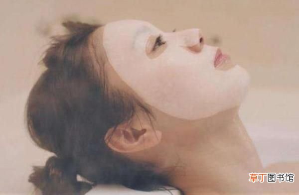 敷完面膜要洗脸吗 敷完面膜到底要不要洗脸？