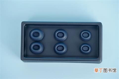 Pro图赏 影院般沉浸感！小米真无线降噪耳机3