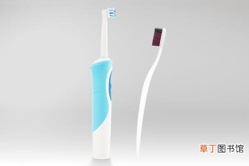 梦到刷牙出血什么意思