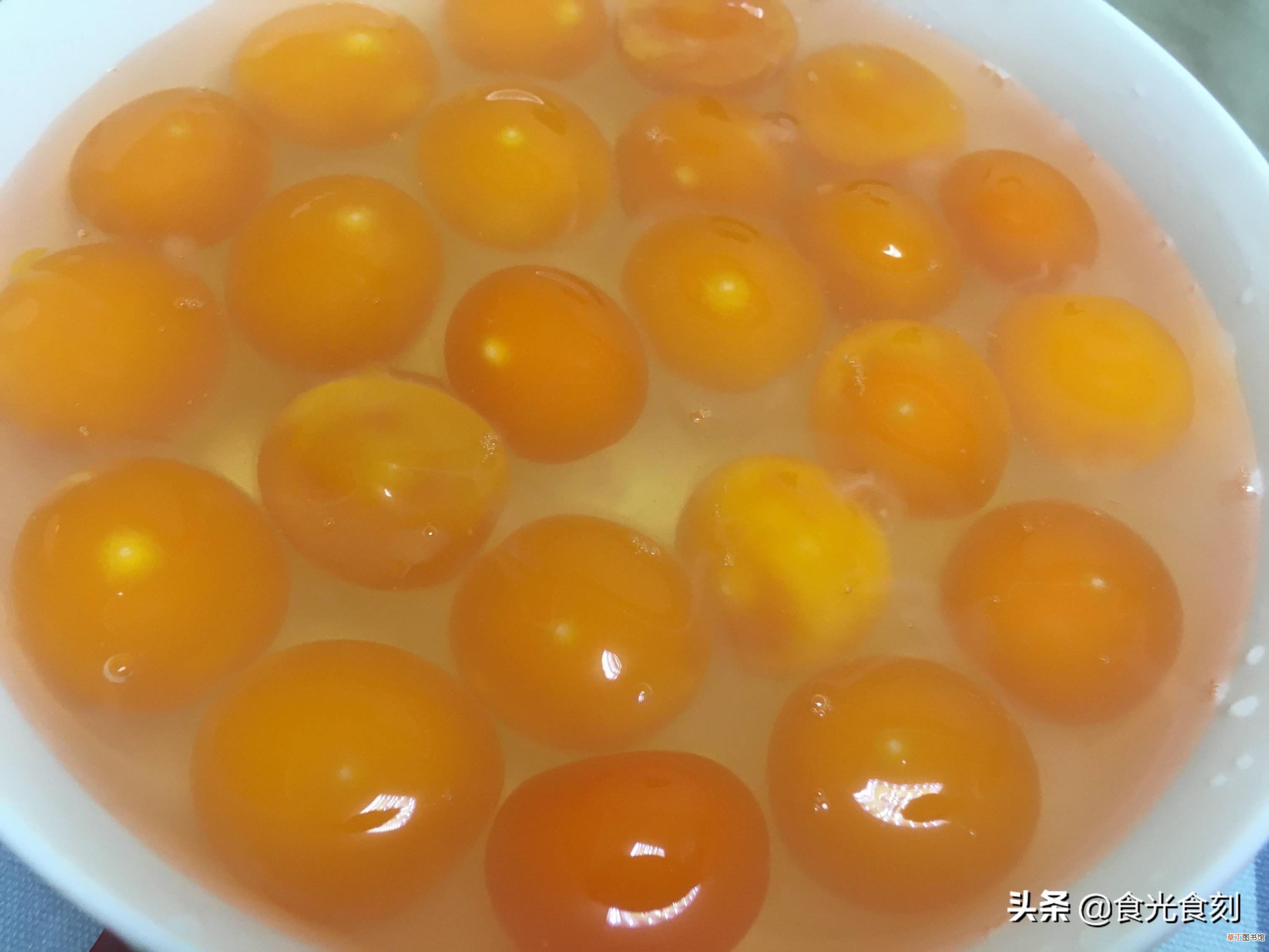 蛋黄酥的做法16个 为什么蛋黄酥不酥