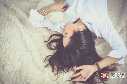 女人梦见拉屎拉不下来什么意思