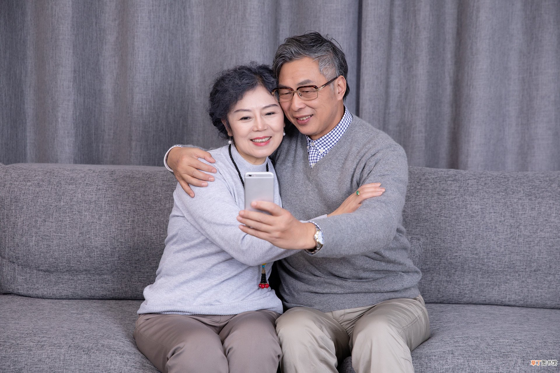 梦见奶奶去世什么意思