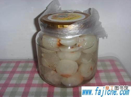 荔枝泡酒泡一半打开还能泡么 荔枝泡酒中间打开一次有问题吗