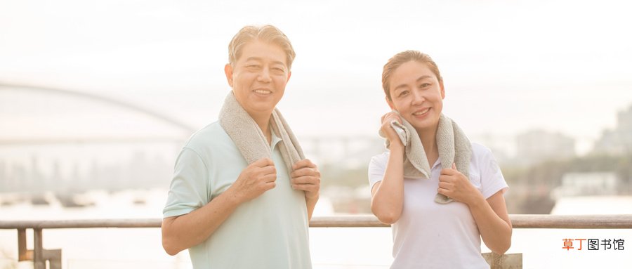 梦见帮爷爷穿寿衣是什么意思
