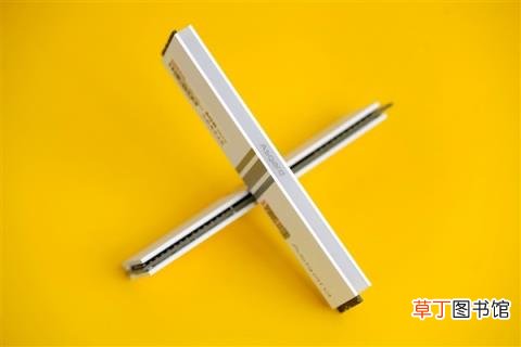 阿斯加特女武神16GB内存图赏 一键超频3200
