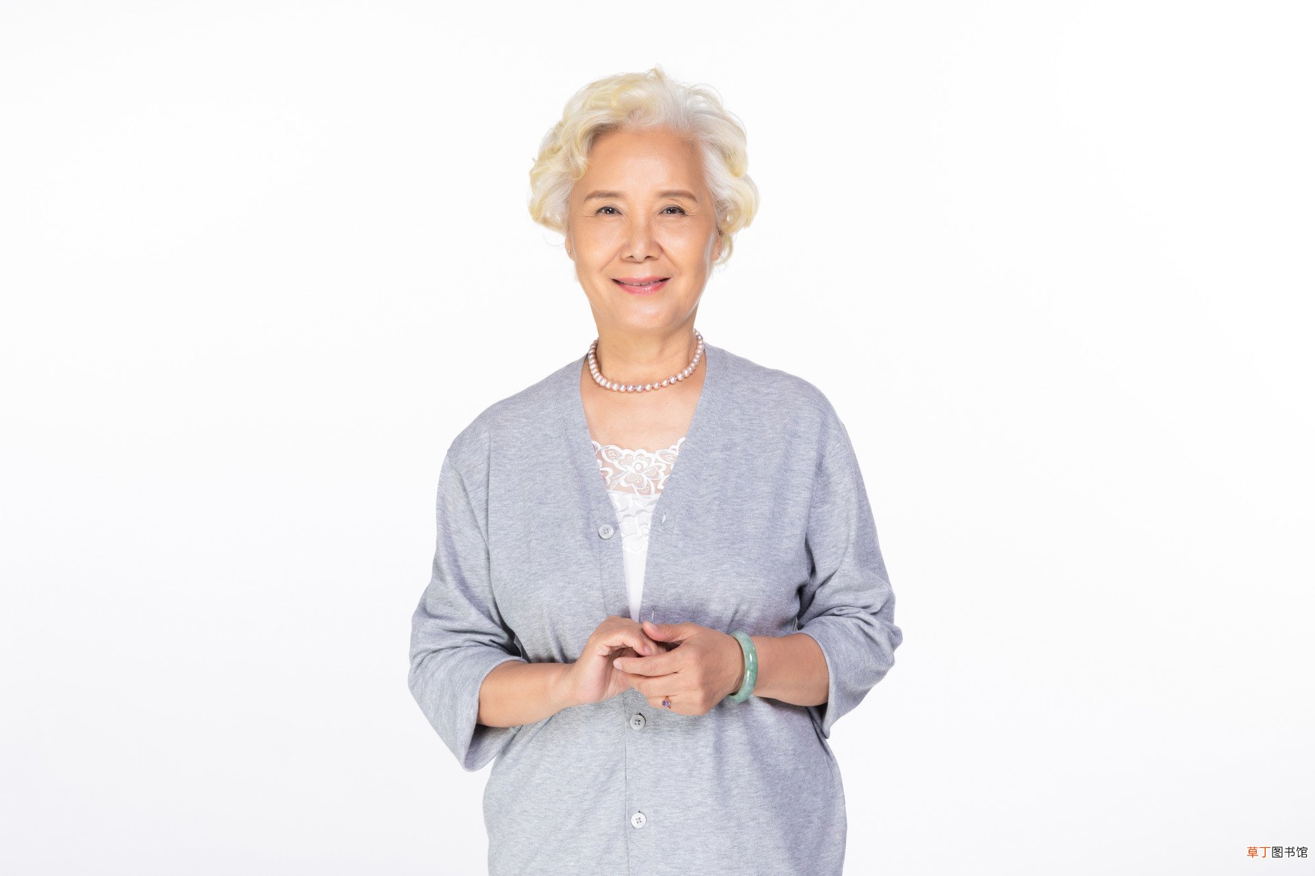 梦见自己满头白发是怎么回事