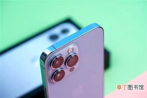 13微距拍摄对比安卓旗舰遭完虐 网友：简直买家秀卖家秀 iPhone