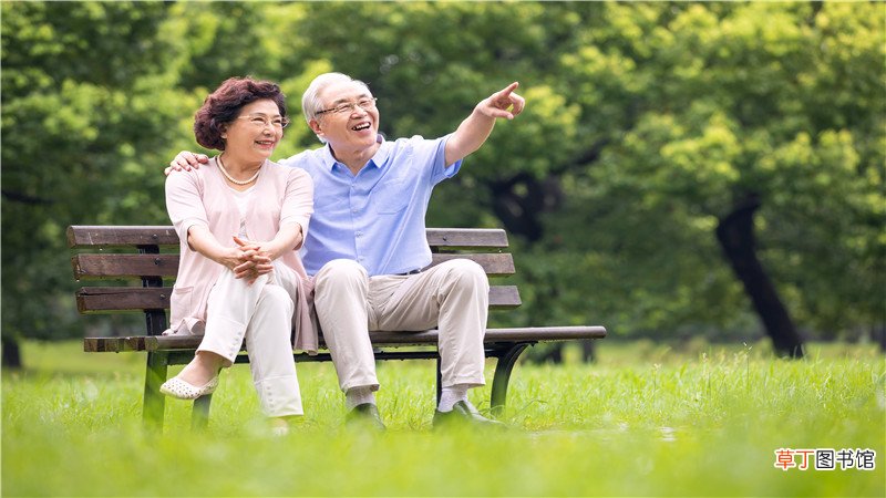 梦见去世的奶奶还健在是什么意思