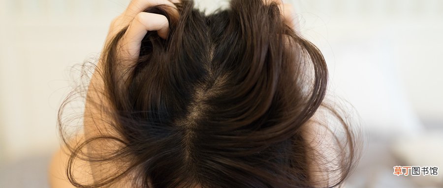 女人梦见掉一大把头发什么意思