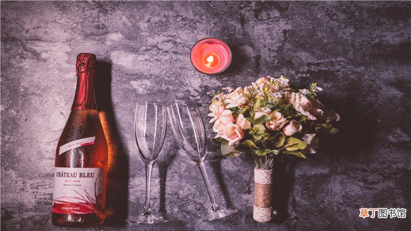 女人梦见杯子裂了是什么意思