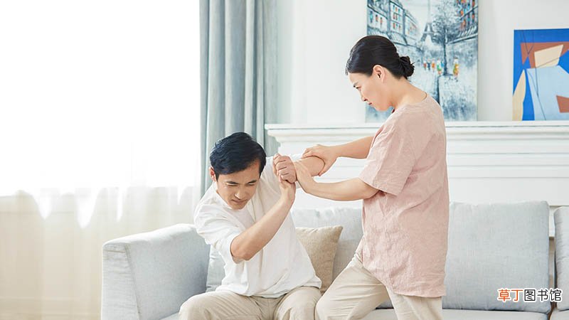 梦见自己与人打架见血什么意思