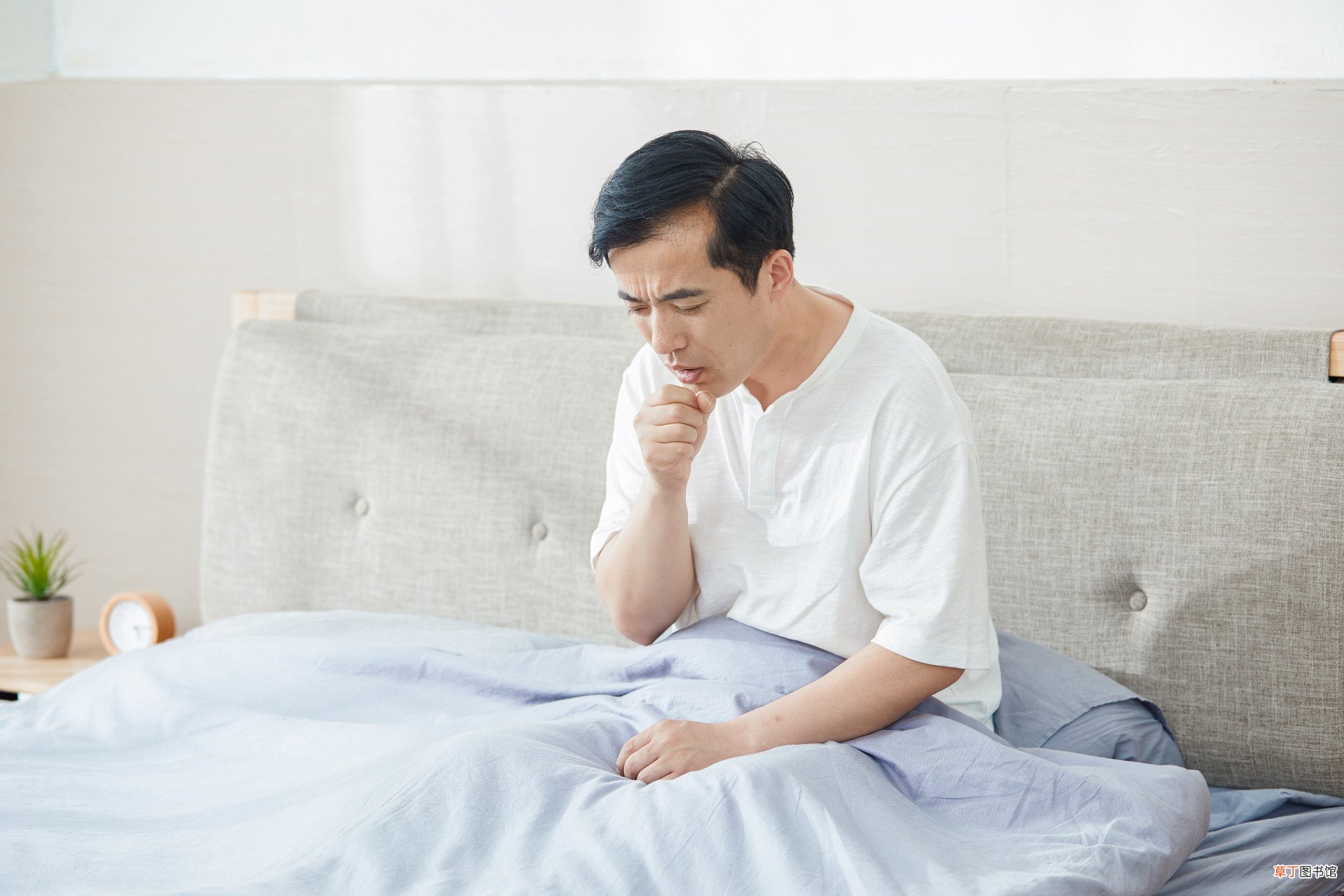 梦见和去世的长辈说话什么意思