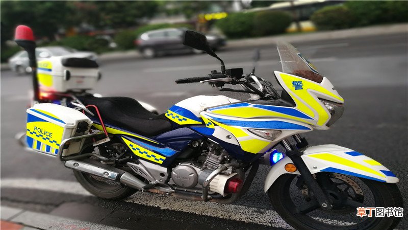 梦到警察追我逃跑成功什么意思