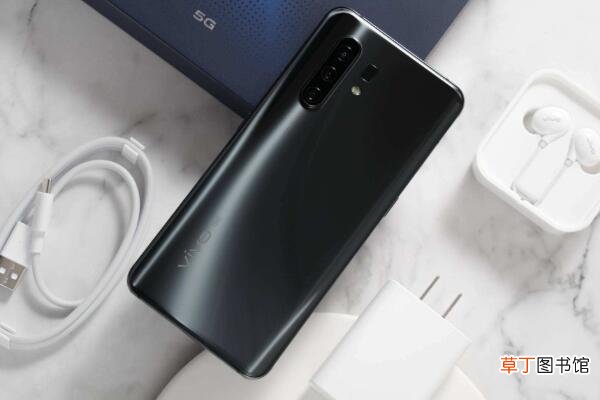 vivox30第一次充电多久
