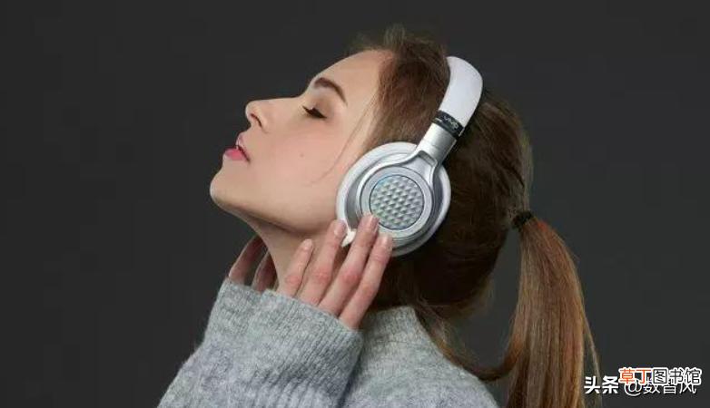 耳机为什么一个有声音一个没有 耳机一边没声音？