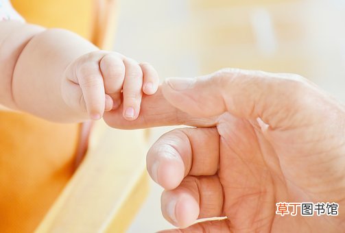 女人梦见帮别人带宝宝是什么意思